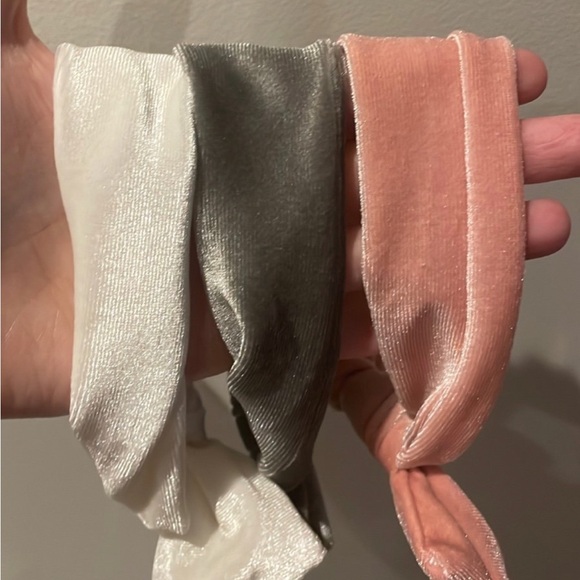 Set of 3 velvet headbands - Picture 2 of 2